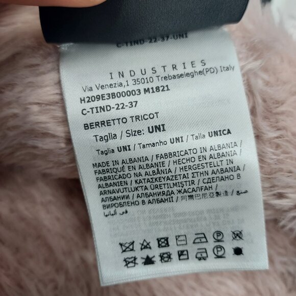 Moncler 1 Genius JW Anderson Pink Furry Logo Winter Bucket Hat - Picture 6 of 6